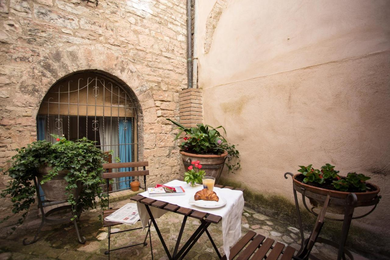 Appartamento Perla Spello Esterno foto